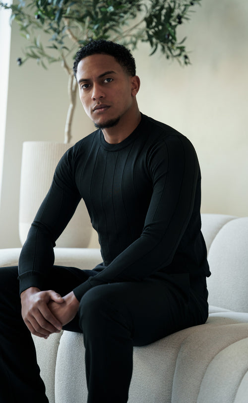The Alexander Pullover - Deep Black